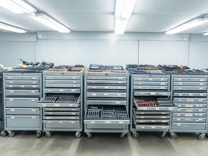 Maintenance shop cabinet organization